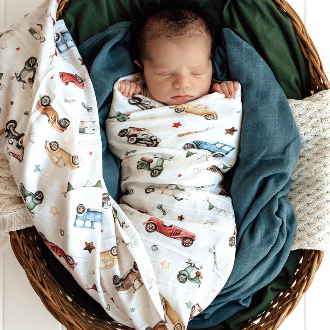 Snuggle Hunny / Muslin Wrap - Vintage Car
