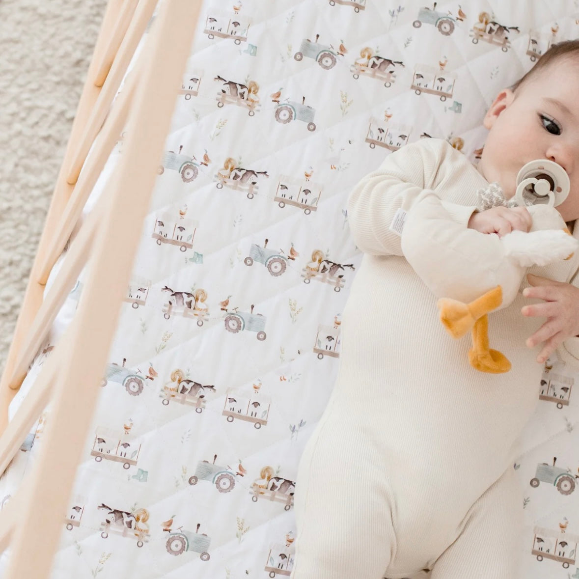 Bambella Designs / Waterproof Fitted Cot Sheet - Oakwood Farm