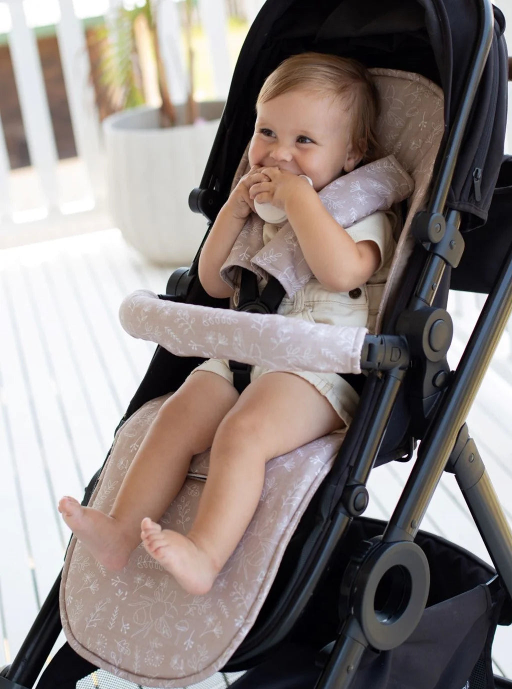 Bambella Designs / Pram Liner - Bee Kind