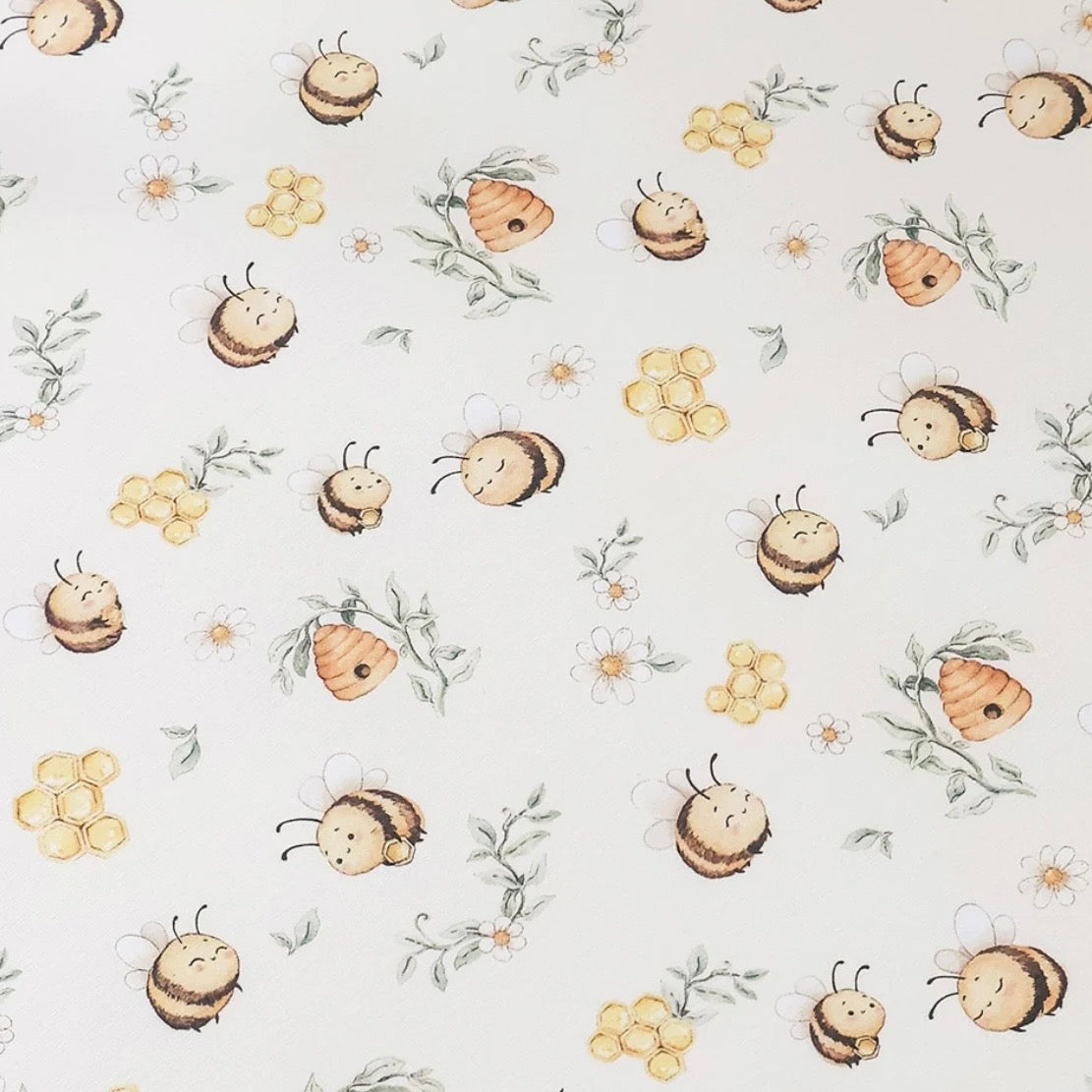 Snuggle Hunny / Fitted Cot Sheet - Bumblebees