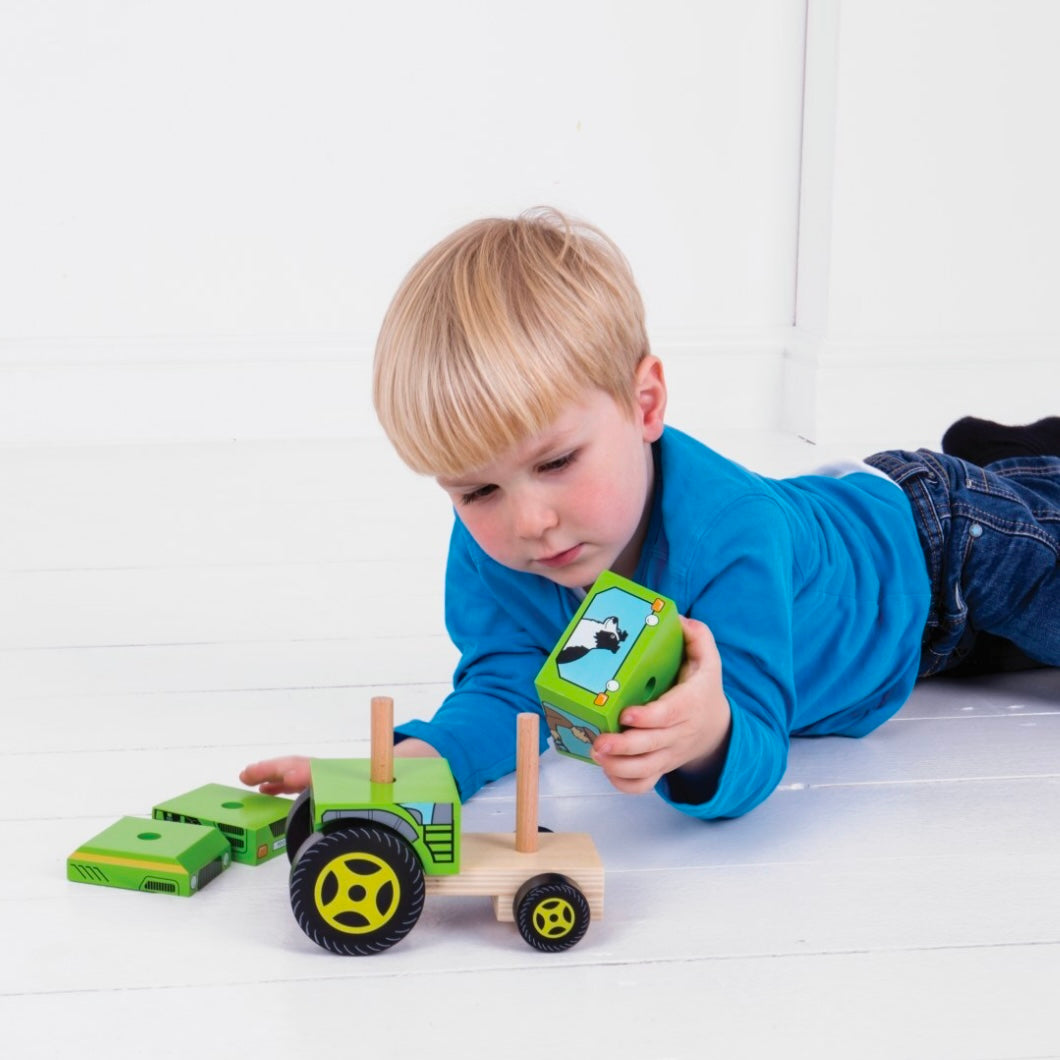 Bigjigs Toys / Stacking Tractor