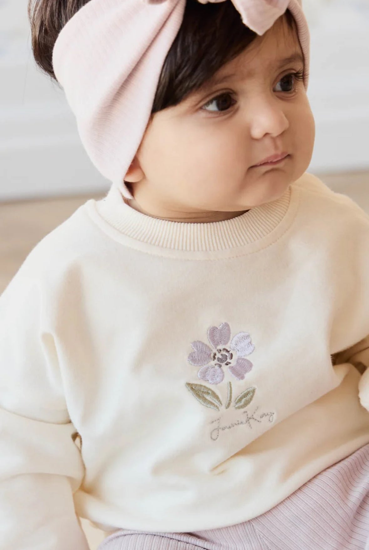 Jamie Kay / Bobbie Sweatshirt - Parchment Lola