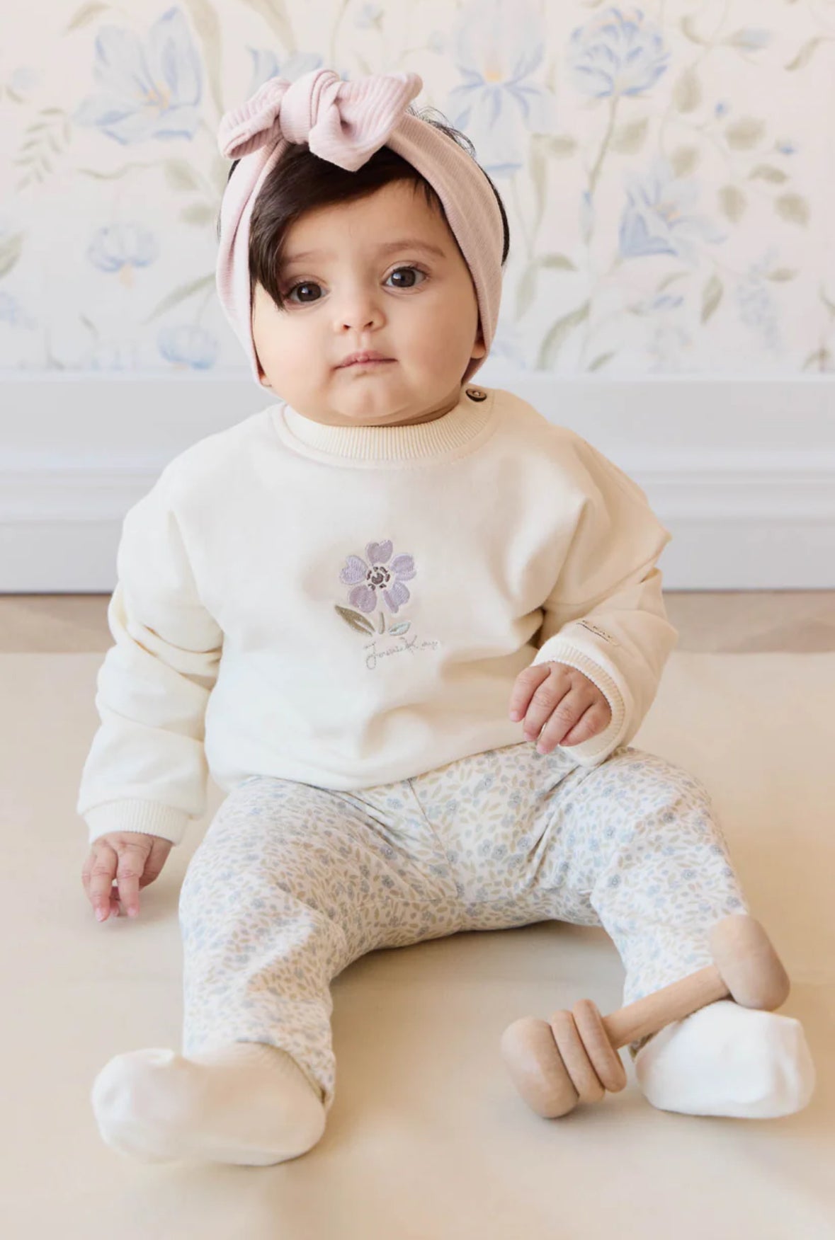 Jamie Kay / Bobbie Sweatshirt - Parchment Lola