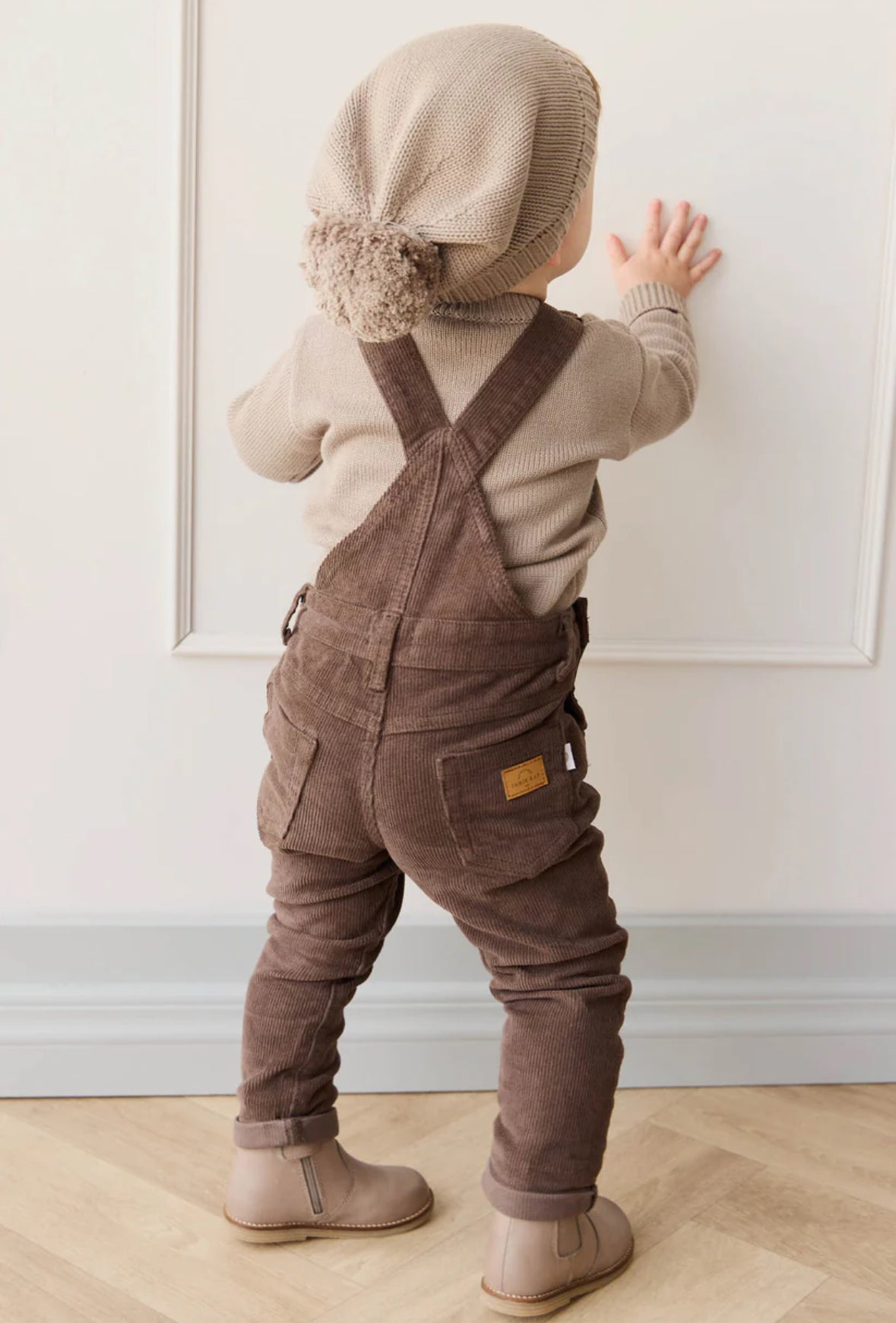 Jamie Kay / Arlo Overall - Pinecone