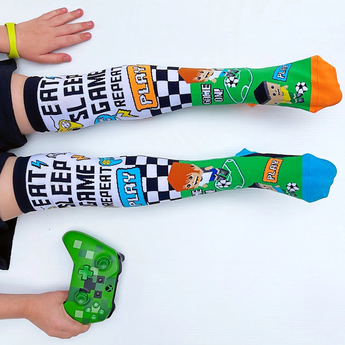 MADMIA / Game Socks