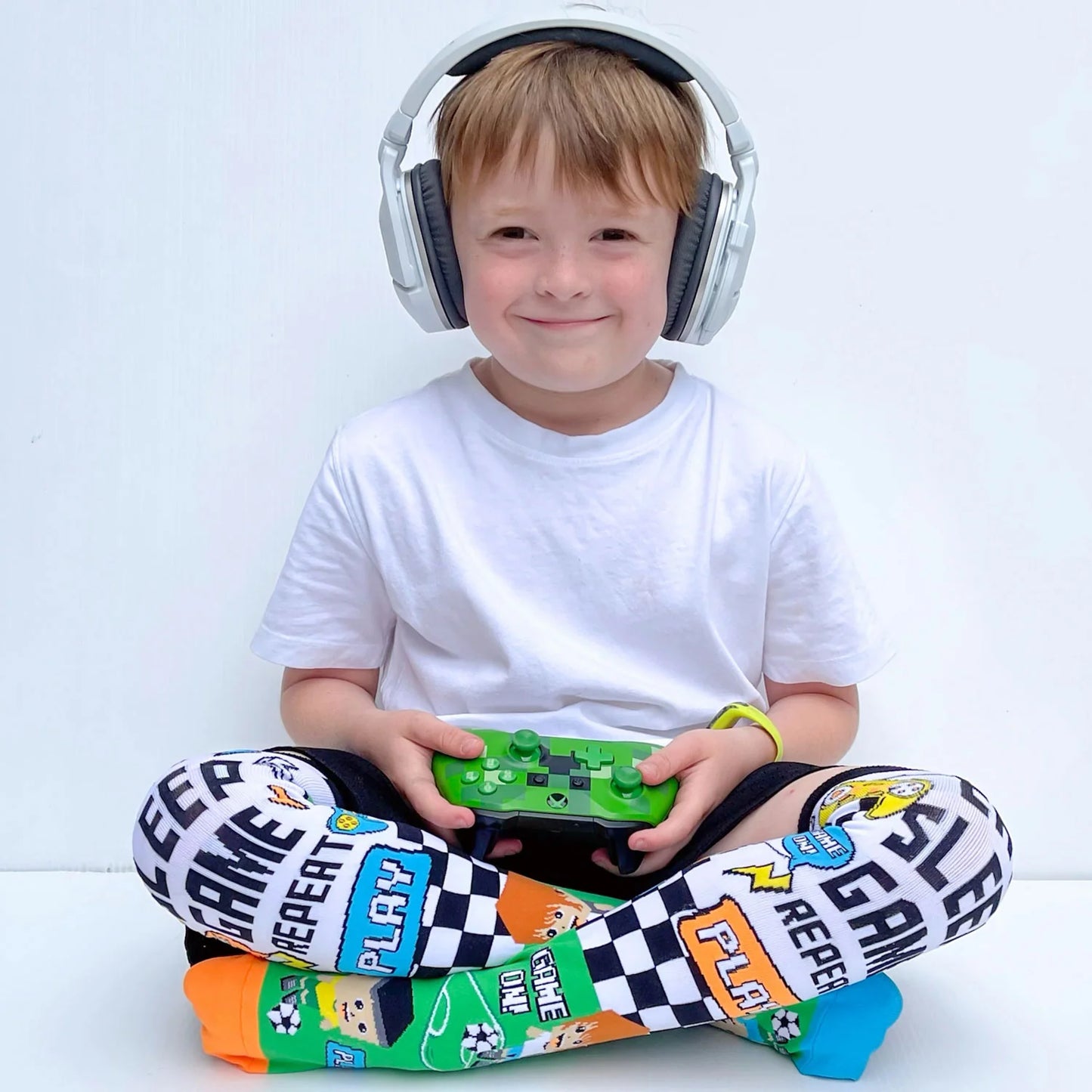 MADMIA / Game Socks