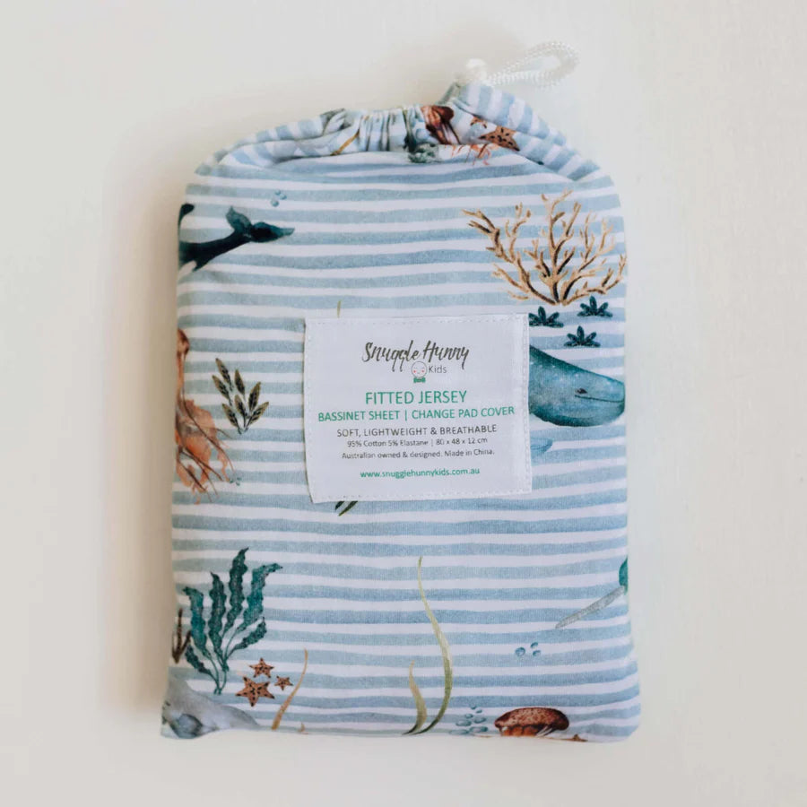 Snuggle Hunny / Fitted Bassinet Sheet - Whale