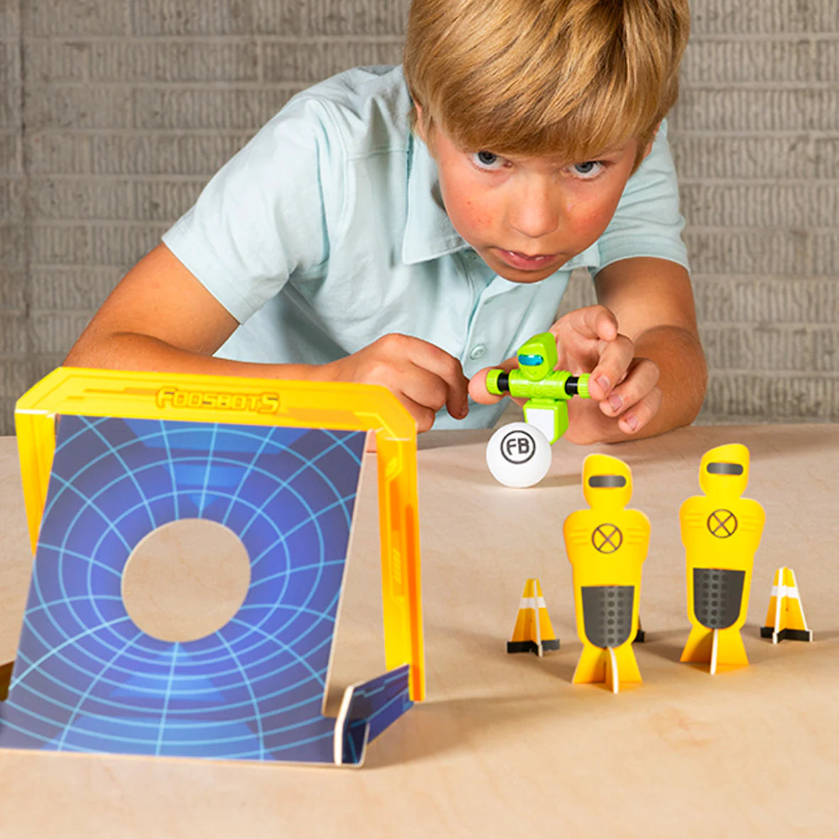 Fat Brain Toys / Foosbots Stadium Battle Playset