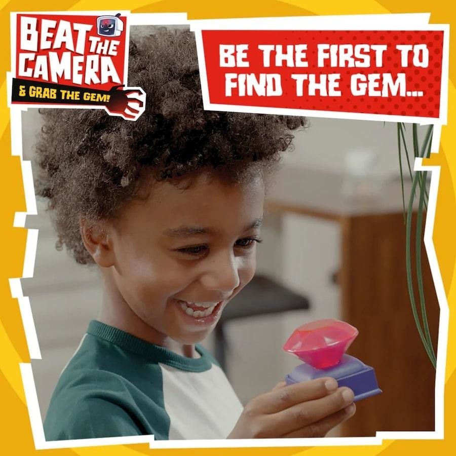 Tomy / Beat The Camera