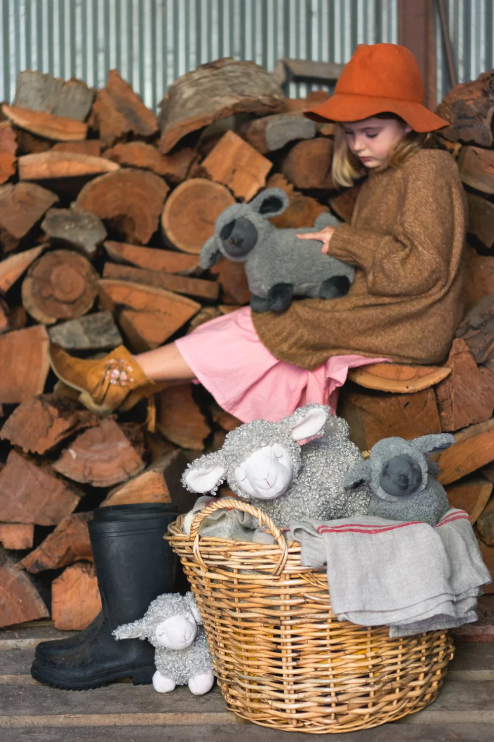 Nana Huchy / Lucy The Lamb - Black