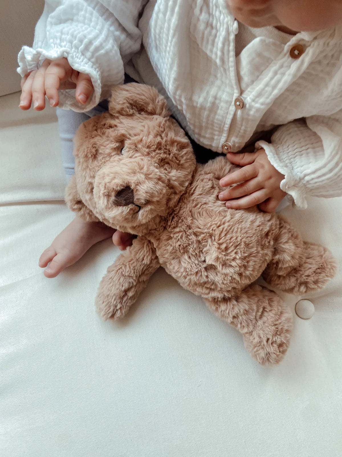 Flow Amsterdam/ Heartbeat Comforter - Lou Bear - (Brown) - Rechargeable