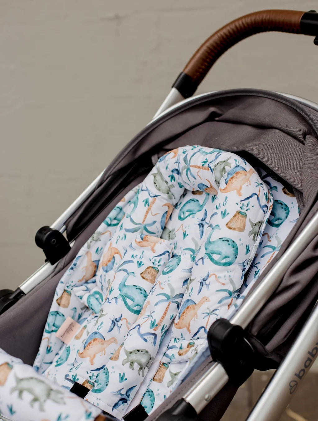 Bambella Designs / Infant Head Support - Wild Dino