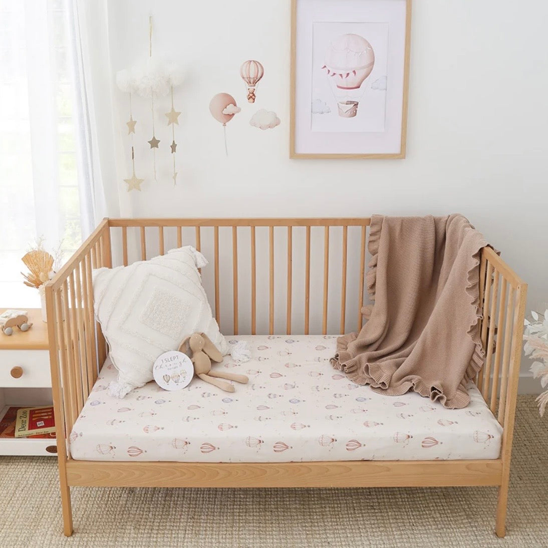 Snuggle Hunny / Fitted Cot Sheet - Up & Away