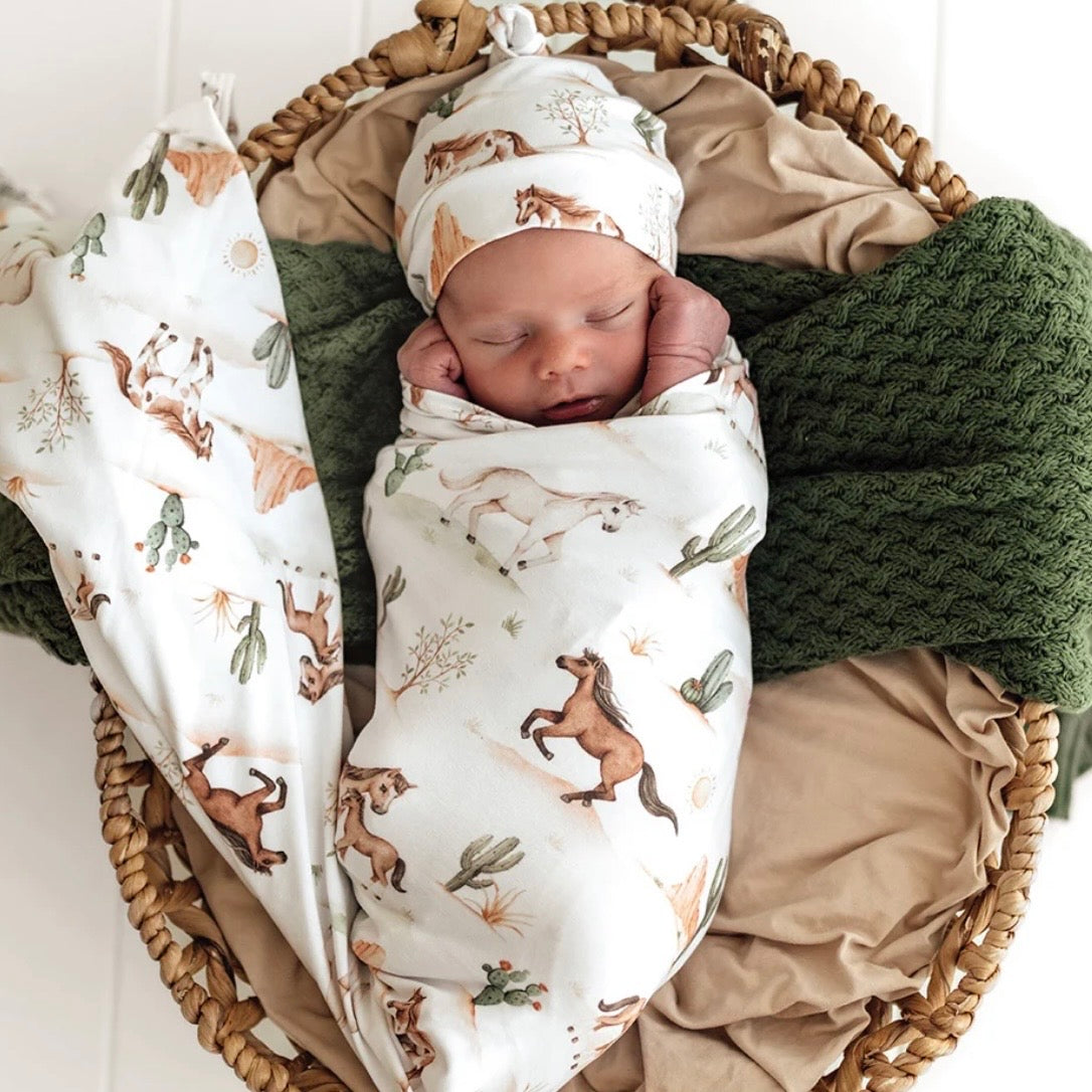 Snuggle Hunny / Jersey Wrap Set - Wild Horses