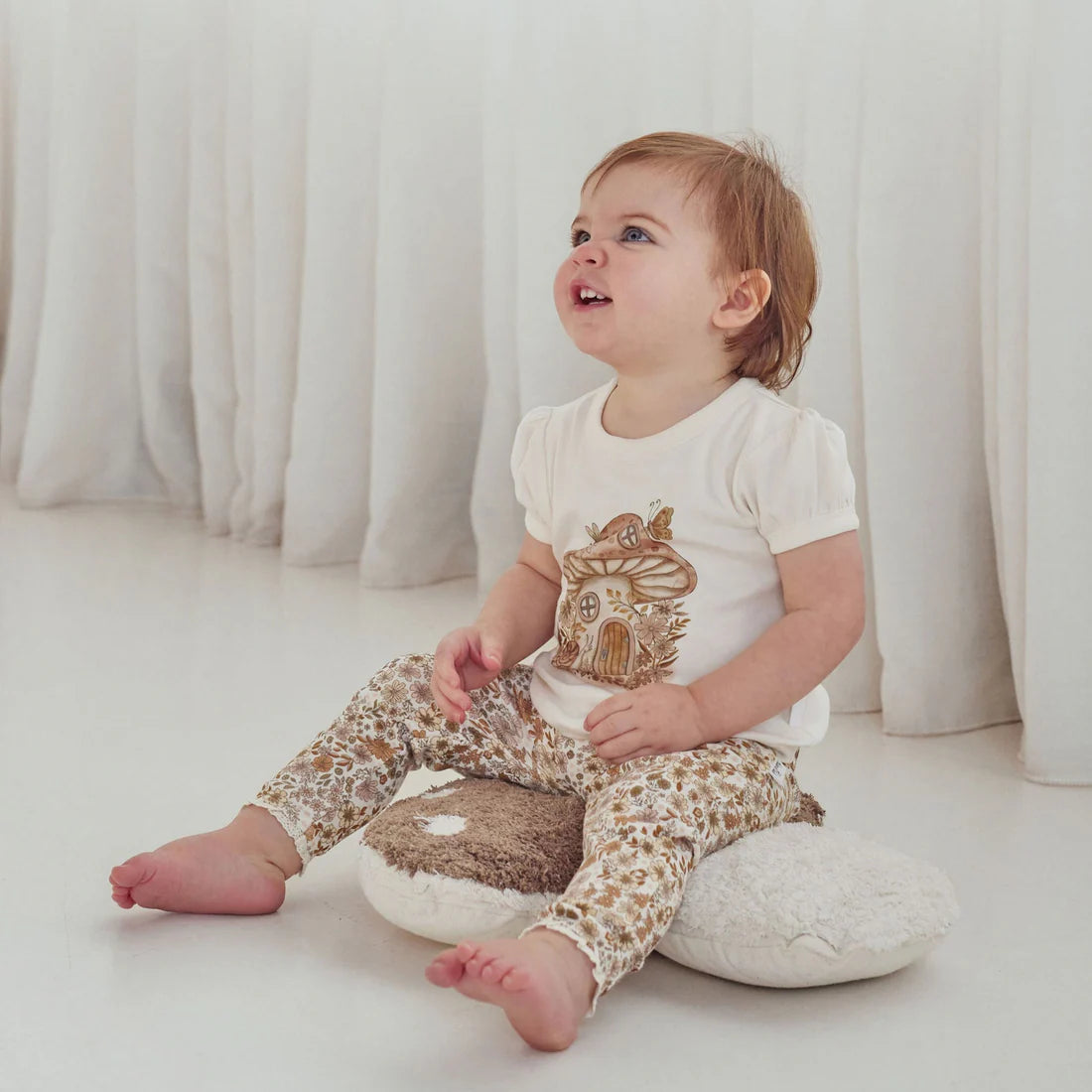 Aster & Oak / Mushroom House Print Top