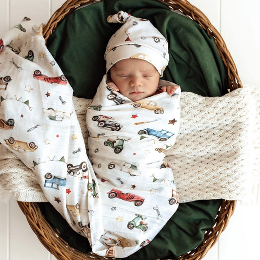Snuggle Hunny / Muslin Wrap - Vintage Car