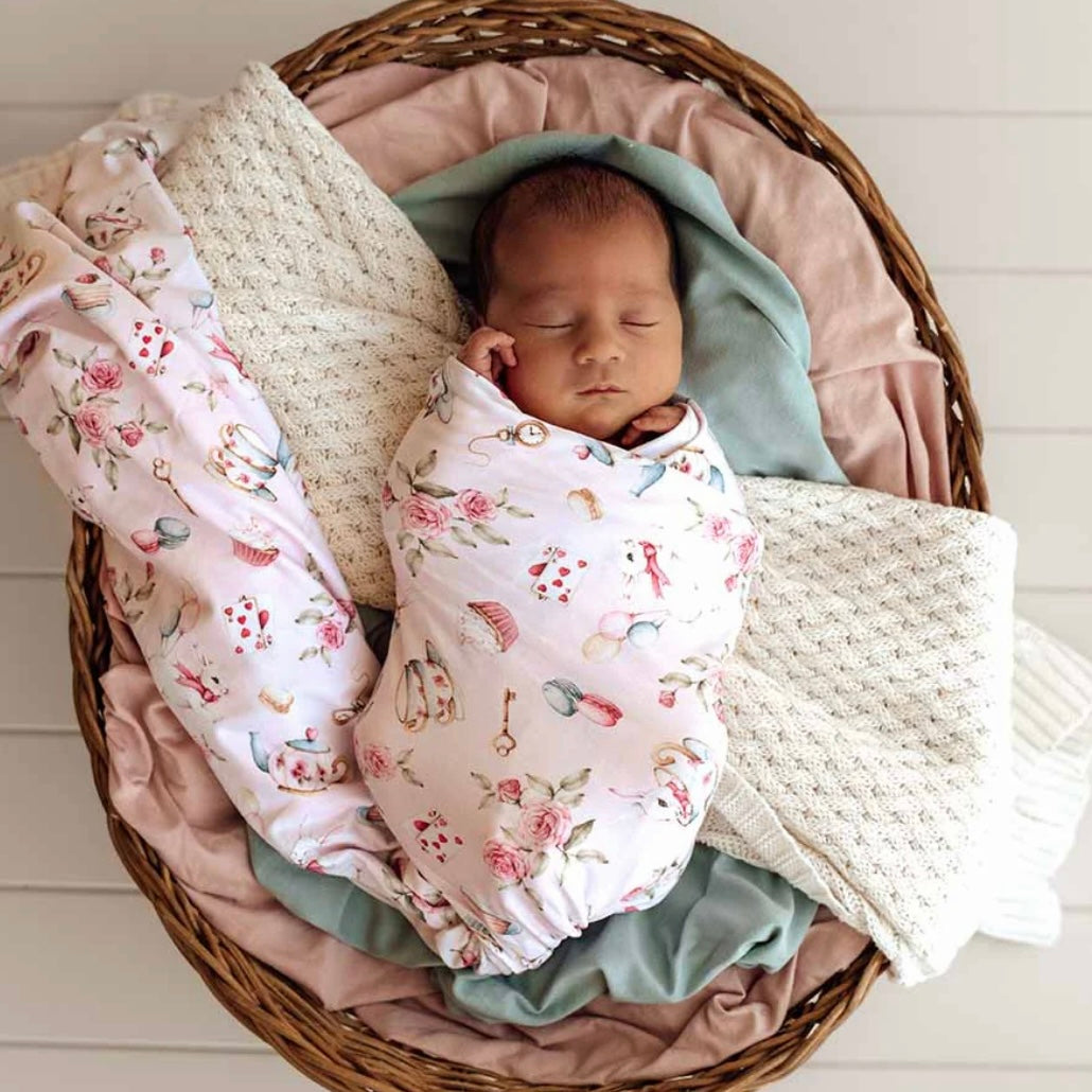Snuggle Hunny / Jersey Wrap Set - Alice's Tea Party