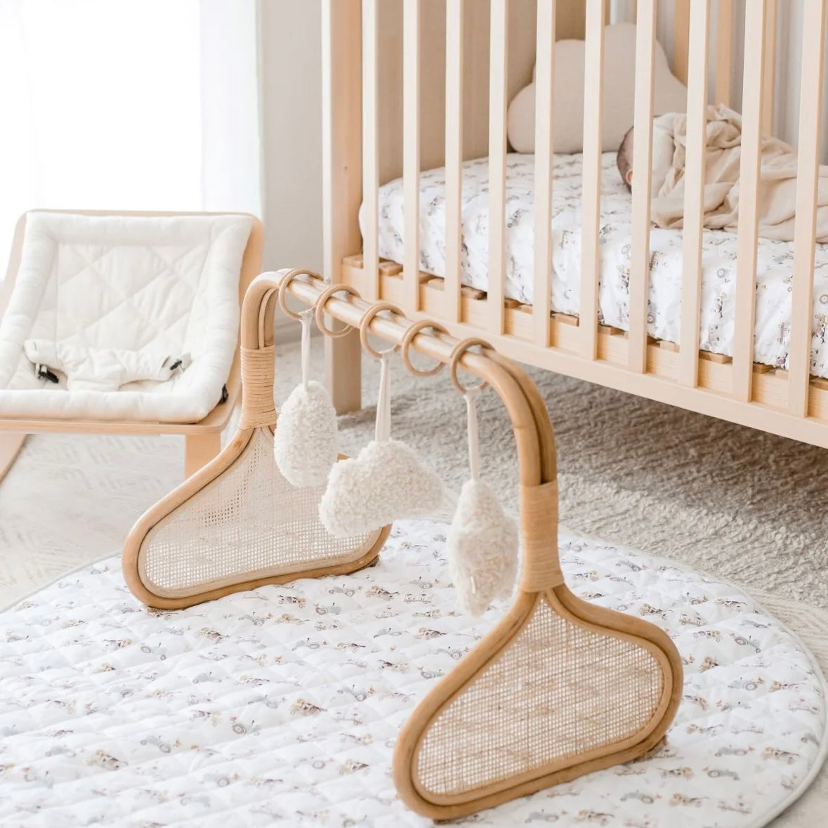 Bambella Designs / Waterproof Fitted Cot Sheet - Oakwood Farm