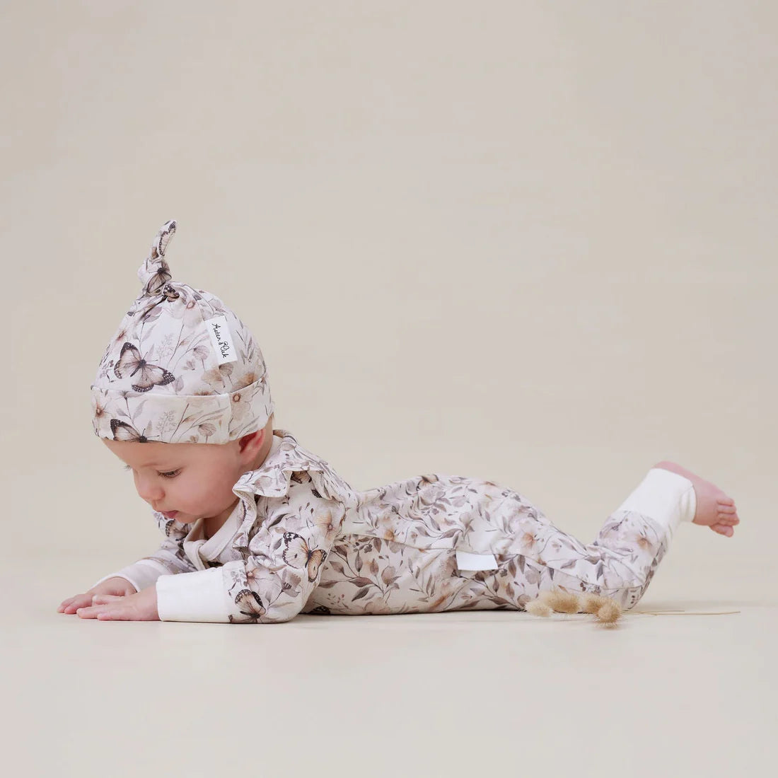 Aster & Oak / Butterfly Fields Knot Hat