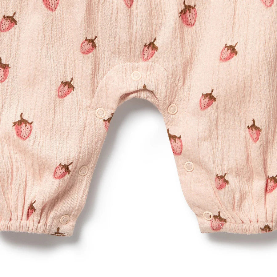 Wilson & Frenchy / Strawberry Kisses Organic Growsuit