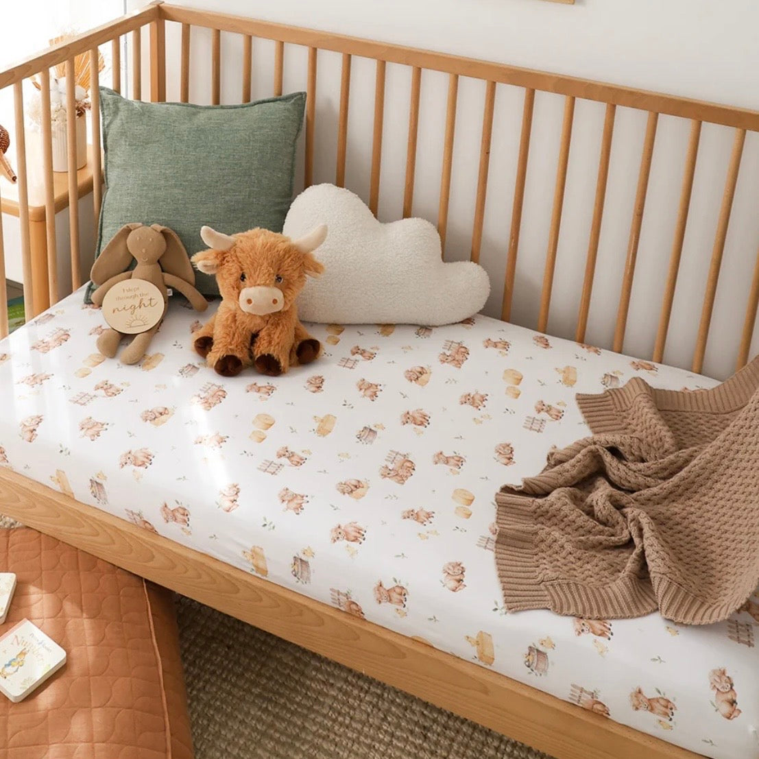 Snuggle Hunny / Fitted Cot Sheet - Highland Cows