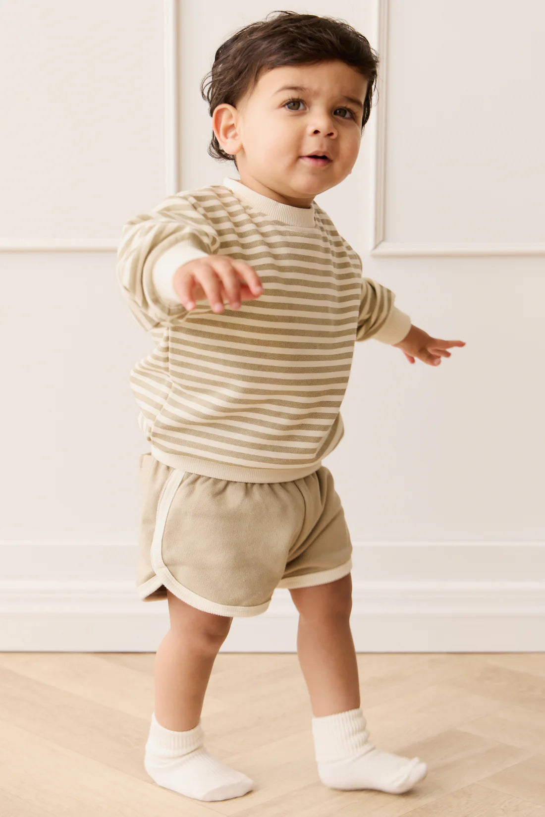 Jamie Kay / Organic Cotton Eric Short - Sandy Brown