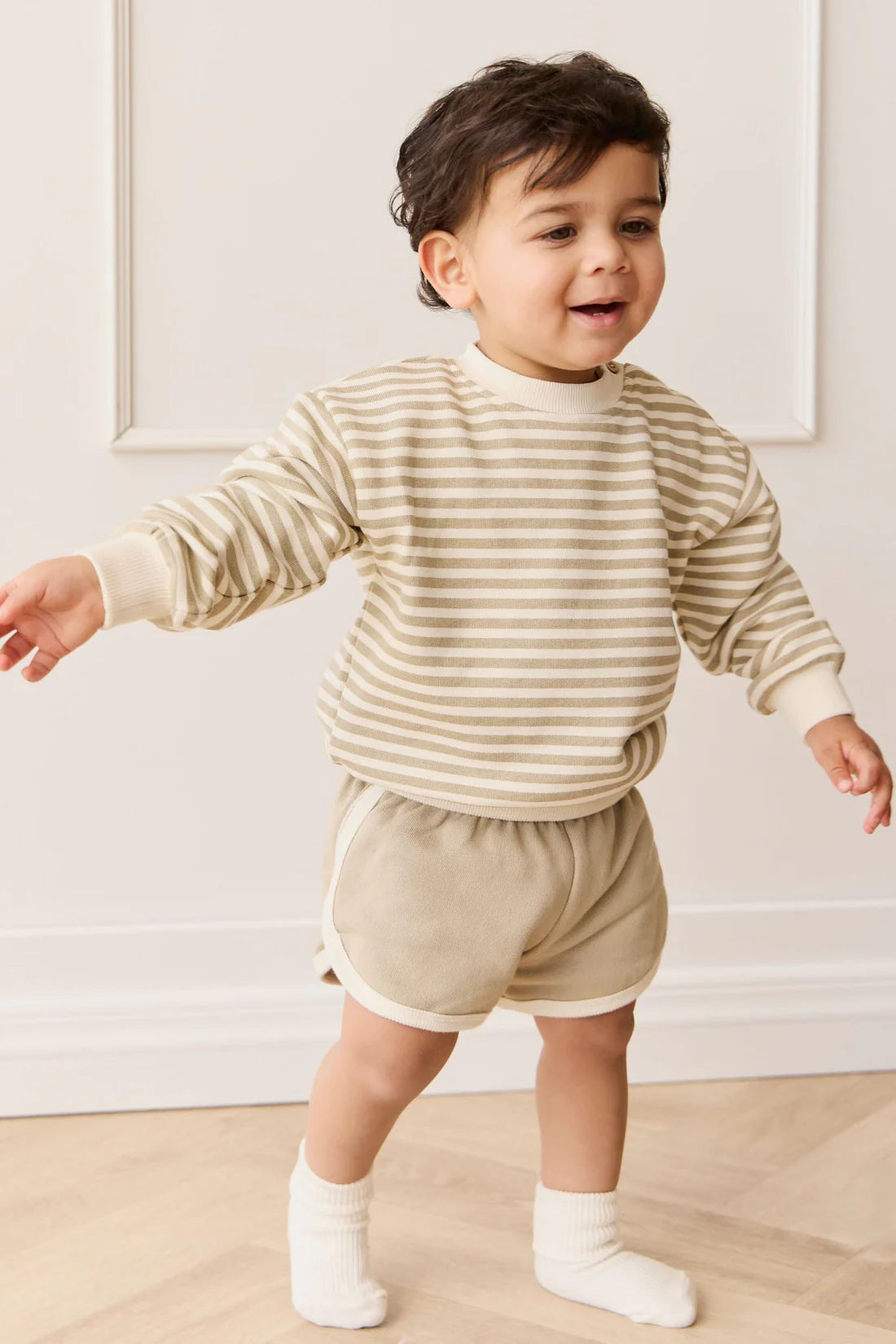 Jamie Kay / Organic Cotton Eric Short - Sandy Brown