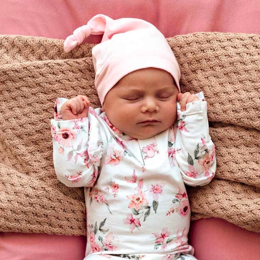 Snuggle Hunny / Knotted Beanie - Baby Pink