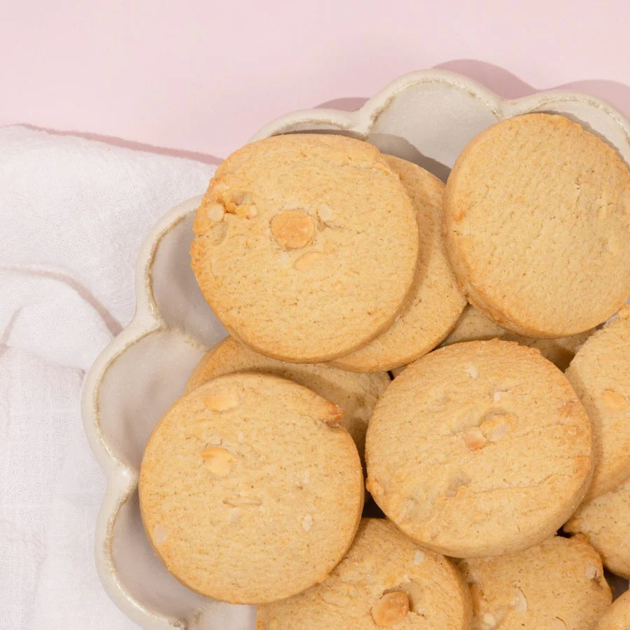 Made To Milk / White Chocolate and Macadamia Cookies