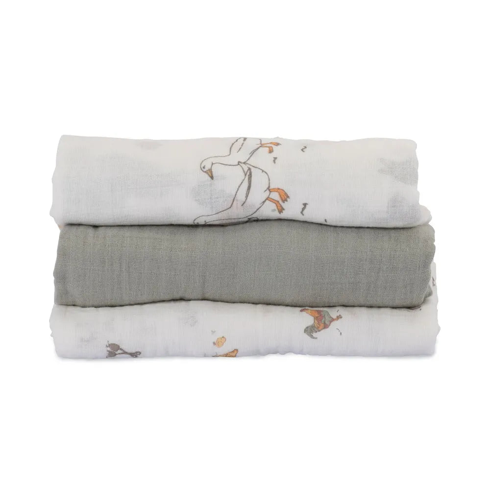The Little Linen Company / Muslin Wraps 3 Pack - Farmyard Lamb