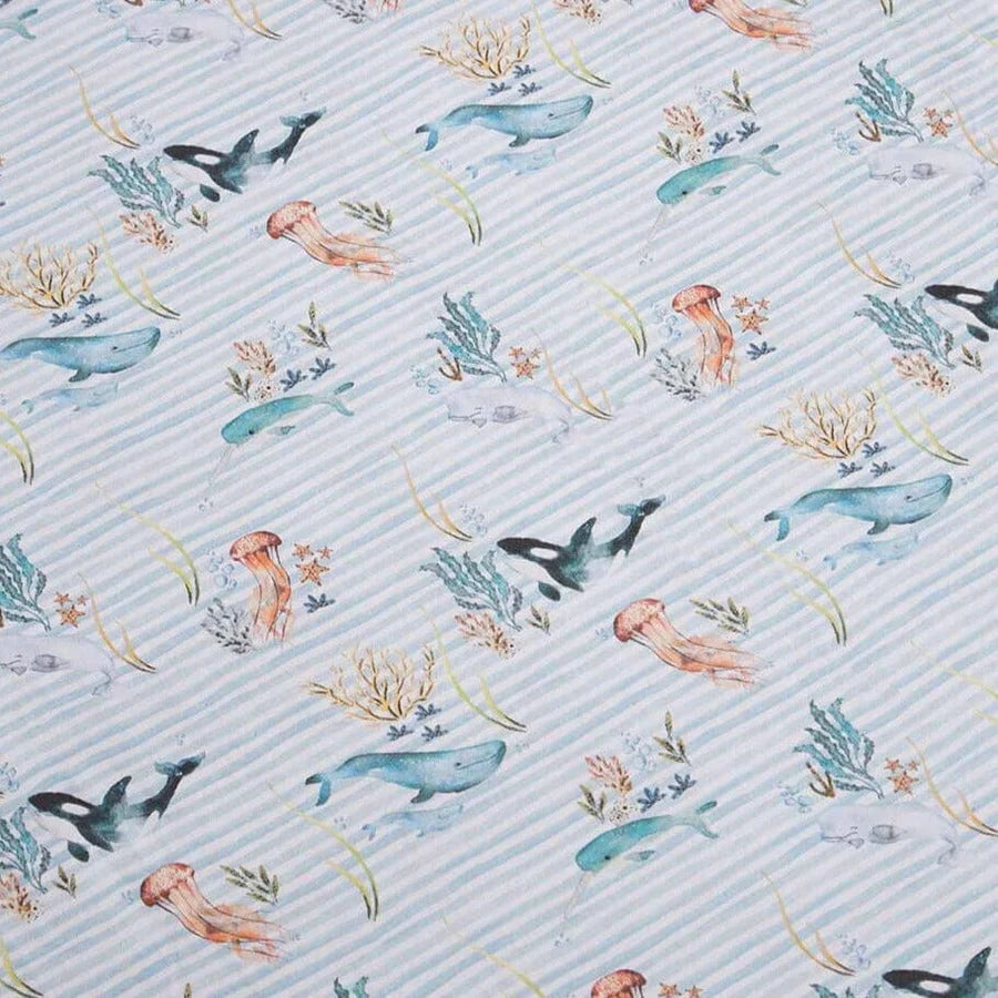 Snuggle Hunny / Fitted Bassinet Sheet - Whale