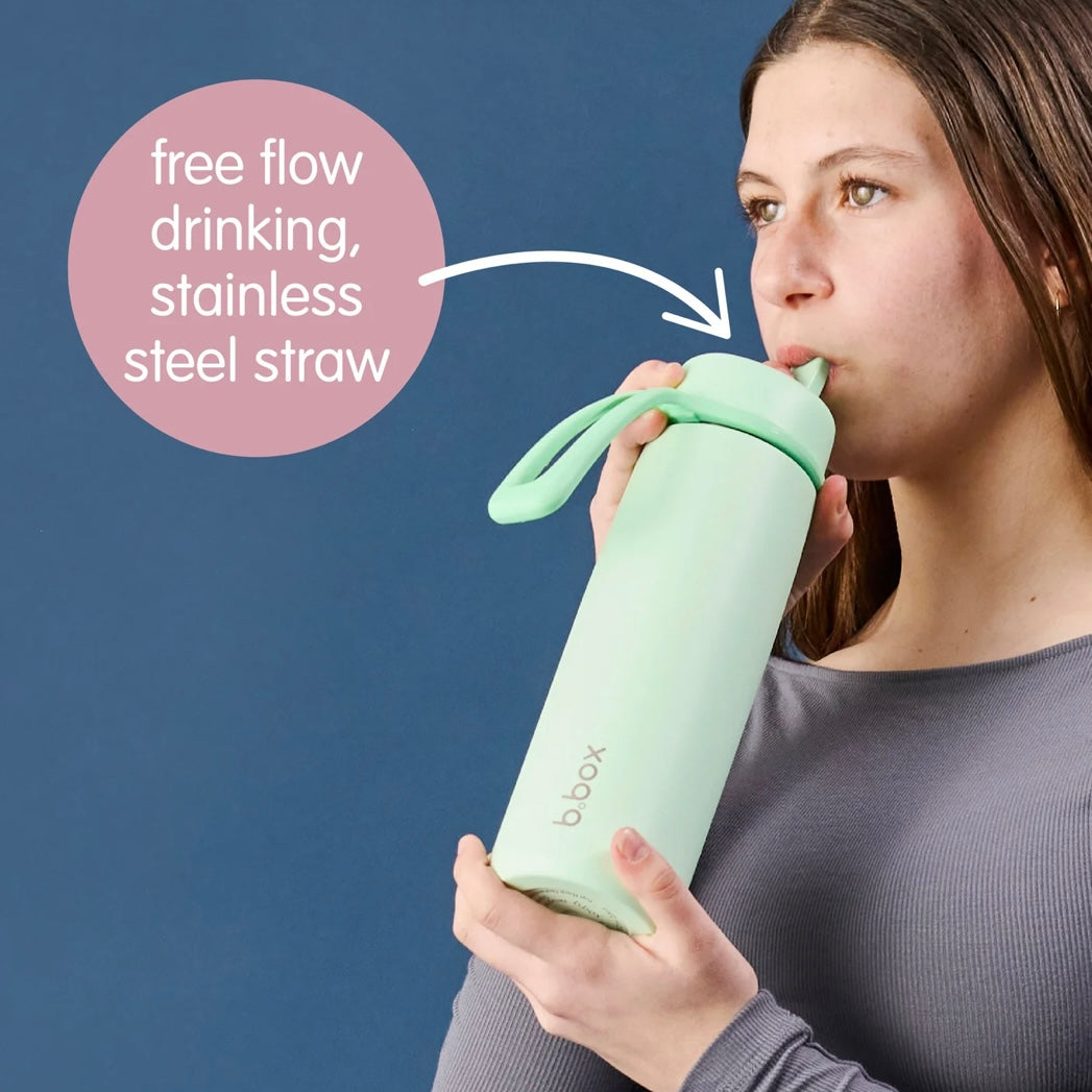 B.box / 690ml Insulated Flip Top Bottle