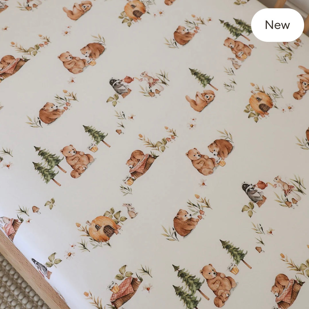 Snuggle Hunny / Fitted Cot Sheet - Bears