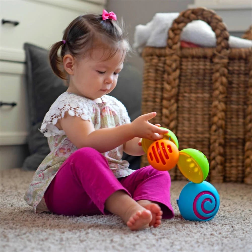 Fat Brain Toys / Oombee Ball