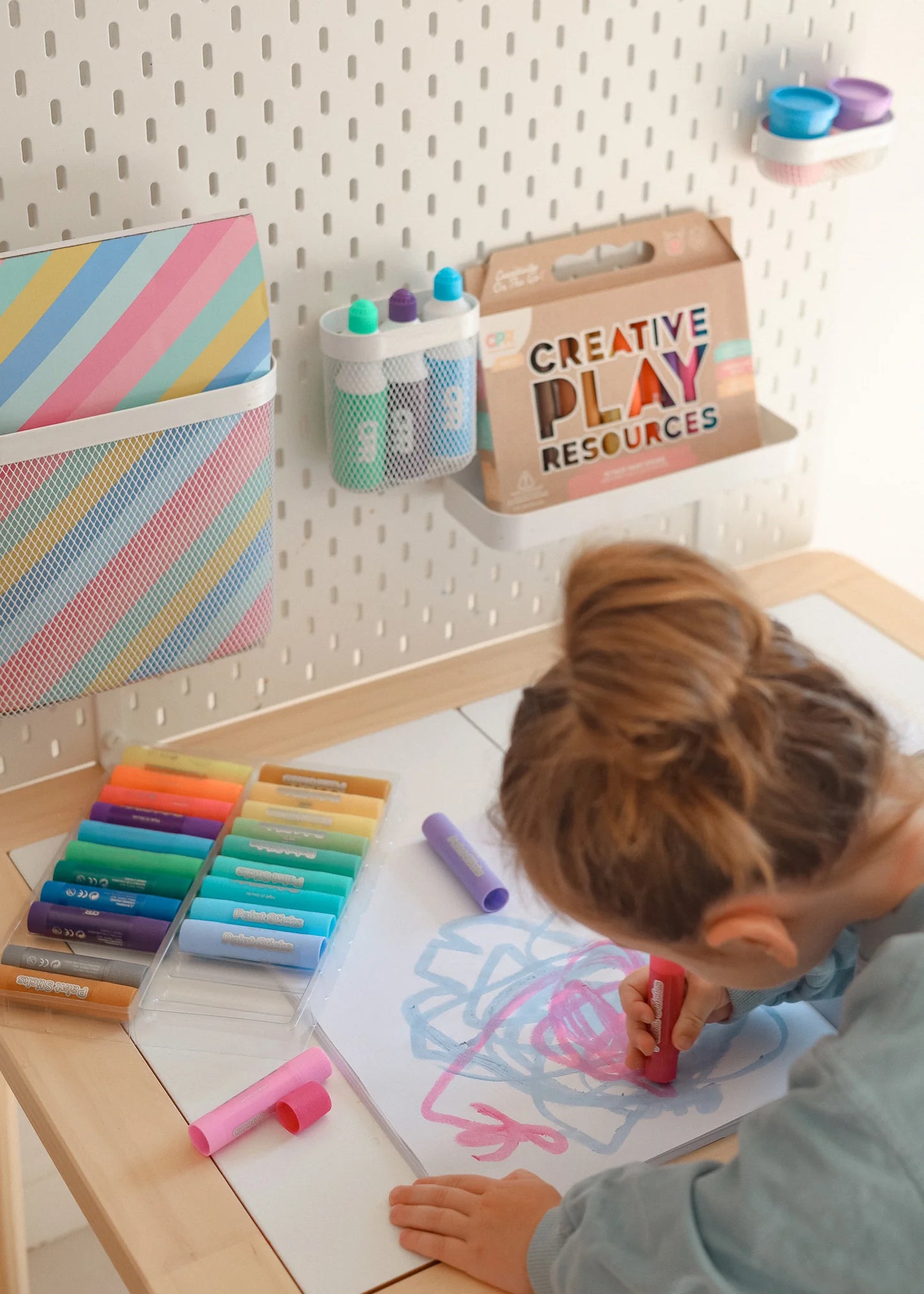 Creative Play Resources / Paint Sticks